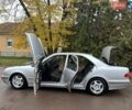 Сірий Мерседес Е-Клас, об'ємом двигуна 2.2 л та пробігом 337 тис. км за 3500 $, фото 60 на Automoto.ua