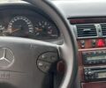 Серый Мерседес Е-Класс, объемом двигателя 3.2 л и пробегом 500 тыс. км за 5399 $, фото 7 на Automoto.ua