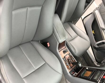 Мерседес Е-Класс 2001 в Перечине на Automoto.ua Серый Мерседес Е-Класс, объемом двигателя 3.2 л и пробегом 500 тыс. км за 4500 $, фото 10 на Automoto.ua