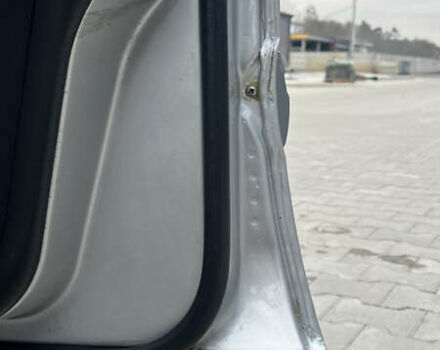 Серый Мерседес Е-Класс, объемом двигателя 3.2 л и пробегом 328 тыс. км за 6200 $, фото 32 на Automoto.ua