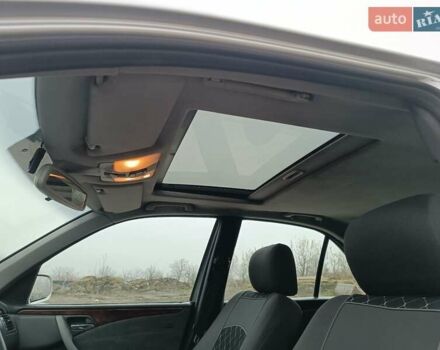 Сірий Мерседес Е-Клас, об'ємом двигуна 2.2 л та пробігом 300 тис. км за 4700 $, фото 12 на Automoto.ua