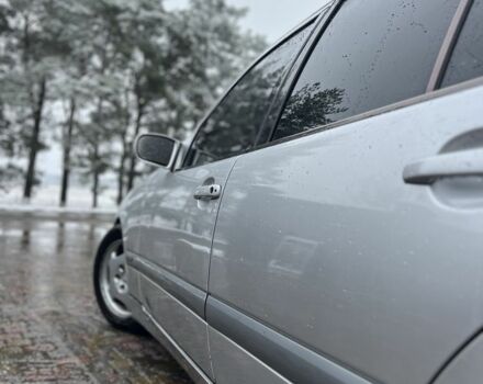 Серый Мерседес Е-Класс, объемом двигателя 2.7 л и пробегом 352 тыс. км за 3200 $, фото 4 на Automoto.ua