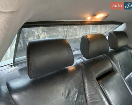 Серый Мерседес Е-Класс, объемом двигателя 3.2 л и пробегом 400 тыс. км за 2500 $, фото 19 на Automoto.ua