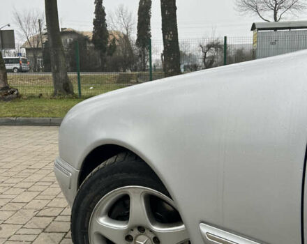 Серый Мерседес Е-Класс, объемом двигателя 3.2 л и пробегом 347 тыс. км за 4700 $, фото 3 на Automoto.ua