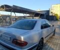 Серый Мерседес Е-Класс, объемом двигателя 2 л и пробегом 400 тыс. км за 3900 $, фото 4 на Automoto.ua