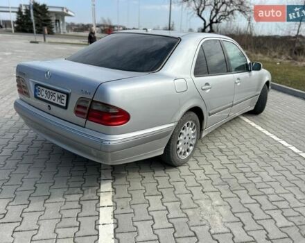 Серый Мерседес Е-Класс, объемом двигателя 3.22 л и пробегом 475 тыс. км за 3750 $, фото 3 на Automoto.ua