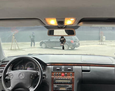 Серый Мерседес Е-Класс, объемом двигателя 3.2 л и пробегом 328 тыс. км за 6200 $, фото 36 на Automoto.ua