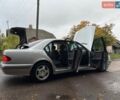Сірий Мерседес Е-Клас, об'ємом двигуна 2.2 л та пробігом 337 тис. км за 3500 $, фото 62 на Automoto.ua