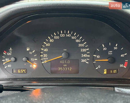 Серый Мерседес Е-Класс, объемом двигателя 2.69 л и пробегом 353 тыс. км за 3750 $, фото 27 на Automoto.ua