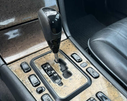 Серый Мерседес Е-Класс, объемом двигателя 3.2 л и пробегом 347 тыс. км за 4700 $, фото 13 на Automoto.ua