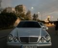 Серый Мерседес Е-Класс, объемом двигателя 3.2 л и пробегом 366 тыс. км за 5700 $, фото 5 на Automoto.ua