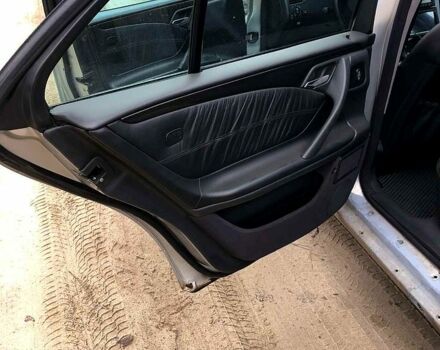 Сірий Мерседес Е-Клас, об'ємом двигуна 4.3 л та пробігом 200 тис. км за 3999 $, фото 8 на Automoto.ua