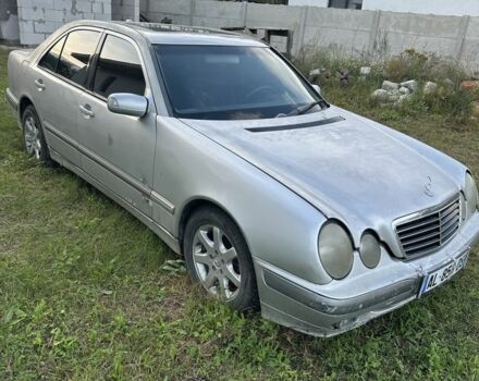 Сірий Мерседес Е-Клас, об'ємом двигуна 3.2 л та пробігом 390 тис. км за 1950 $, фото 2 на Automoto.ua