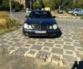 Серый Мерседес Е-Класс, объемом двигателя 3.2 л и пробегом 410 тыс. км за 3200 $, фото 1 на Automoto.ua