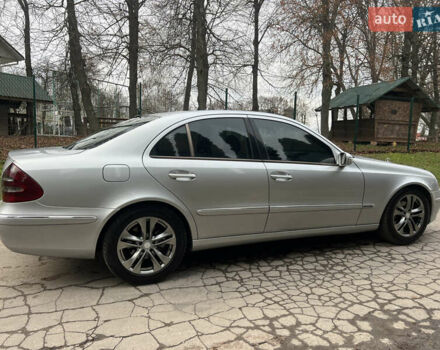 Сірий Мерседес Е-Клас, об'ємом двигуна 2.69 л та пробігом 315 тис. км за 5500 $, фото 18 на Automoto.ua