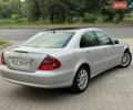 Серый Мерседес Е-Класс, объемом двигателя 2.2 л и пробегом 335 тыс. км за 4899 $, фото 3 на Automoto.ua