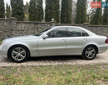 Сірий Мерседес Е-Клас, об'ємом двигуна 2.69 л та пробігом 315 тис. км за 5500 $, фото 28 на Automoto.ua