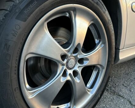 Сірий Мерседес Е-Клас, об'ємом двигуна 5 л та пробігом 280 тис. км за 6499 $, фото 15 на Automoto.ua