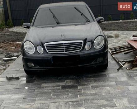 Серый Мерседес Е-Класс, объемом двигателя 2.6 л и пробегом 380 тыс. км за 5900 $, фото 3 на Automoto.ua
