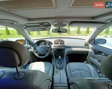 Сірий Мерседес Е-Клас, об'ємом двигуна 2.7 л та пробігом 310 тис. км за 6800 $, фото 1 на Automoto.ua