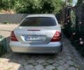 Сірий Мерседес Е-Клас, об'ємом двигуна 1.8 л та пробігом 329 тис. км за 5203 $, фото 3 на Automoto.ua