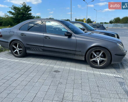 Серый Мерседес Е-Класс, объемом двигателя 1.8 л и пробегом 400 тыс. км за 6300 $, фото 25 на Automoto.ua