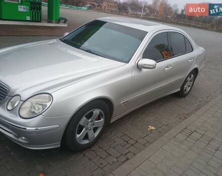 Серый Мерседес Е-Класс, объемом двигателя 2.7 л и пробегом 242 тыс. км за 8700 $, фото 8 на Automoto.ua