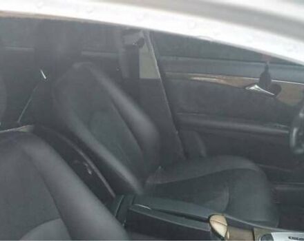 Серый Мерседес Е-Класс, объемом двигателя 3.2 л и пробегом 300 тыс. км за 2600 $, фото 10 на Automoto.ua