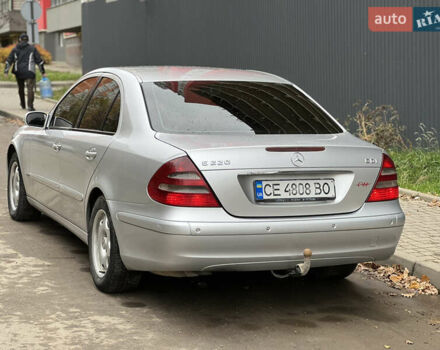 Серый Мерседес Е-Класс, объемом двигателя 2.15 л и пробегом 320 тыс. км за 4999 $, фото 21 на Automoto.ua