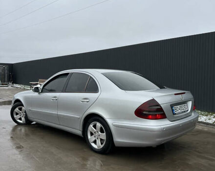 Серый Мерседес Е-Класс, объемом двигателя 2.2 л и пробегом 352 тыс. км за 5200 $, фото 3 на Automoto.ua