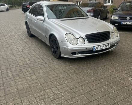 Сірий Мерседес Е-Клас, об'ємом двигуна 2.6 л та пробігом 360 тис. км за 3650 $, фото 1 на Automoto.ua