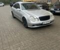 Сірий Мерседес Е-Клас, об'ємом двигуна 2.6 л та пробігом 360 тис. км за 3650 $, фото 1 на Automoto.ua