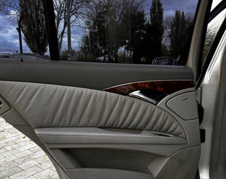 Серый Мерседес Е-Класс, объемом двигателя 2.15 л и пробегом 412 тыс. км за 5499 $, фото 42 на Automoto.ua