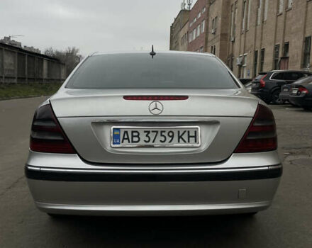 Сірий Мерседес Е-Клас, об'ємом двигуна 2.2 л та пробігом 428 тис. км за 4800 $, фото 5 на Automoto.ua