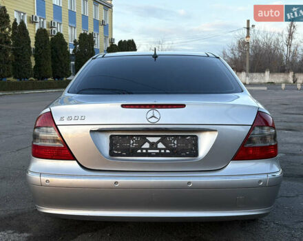 Серый Мерседес Е-Класс, объемом двигателя 5 л и пробегом 280 тыс. км за 6499 $, фото 7 на Automoto.ua