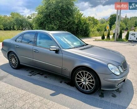 Сірий Мерседес Е-Клас, об'ємом двигуна 2.7 л та пробігом 310 тис. км за 6800 $, фото 8 на Automoto.ua