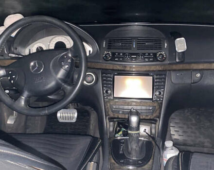 Серый Мерседес Е-Класс, объемом двигателя 2.7 л и пробегом 320 тыс. км за 6900 $, фото 8 на Automoto.ua