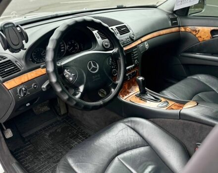 Серый Мерседес Е-Класс, объемом двигателя 0 л и пробегом 404 тыс. км за 6500 $, фото 6 на Automoto.ua