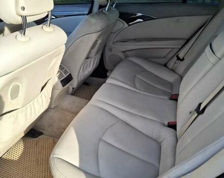 Серый Мерседес Е-Класс, объемом двигателя 2.69 л и пробегом 266 тыс. км за 7500 $, фото 5 на Automoto.ua