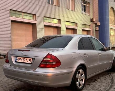 Серый Мерседес Е-Класс, объемом двигателя 2.69 л и пробегом 428 тыс. км за 7200 $, фото 3 на Automoto.ua