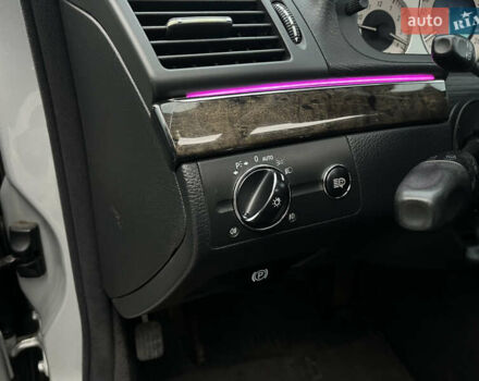 Серый Мерседес Е-Класс, объемом двигателя 1.8 л и пробегом 400 тыс. км за 6300 $, фото 16 на Automoto.ua