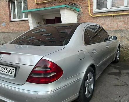 Сірий Мерседес Е-Клас, об'ємом двигуна 2.1 л та пробігом 250 тис. км за 5700 $, фото 1 на Automoto.ua