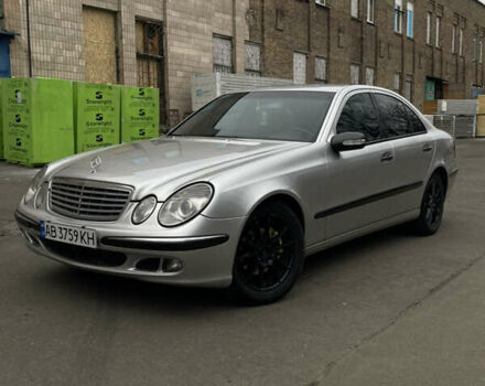 Сірий Мерседес Е-Клас, об'ємом двигуна 2.2 л та пробігом 428 тис. км за 4800 $, фото 2 на Automoto.ua