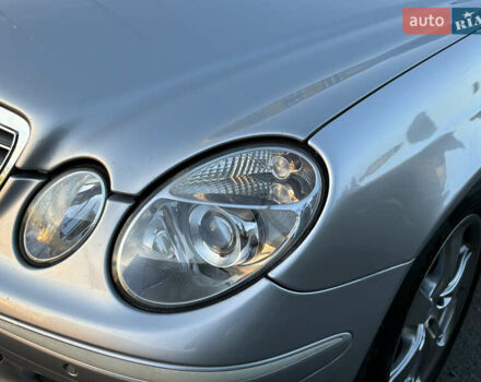 Серый Мерседес Е-Класс, объемом двигателя 5 л и пробегом 280 тыс. км за 6499 $, фото 1 на Automoto.ua