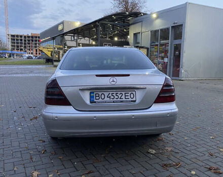 Сірий Мерседес Е-Клас, об'ємом двигуна 2.2 л та пробігом 351 тис. км за 5400 $, фото 4 на Automoto.ua