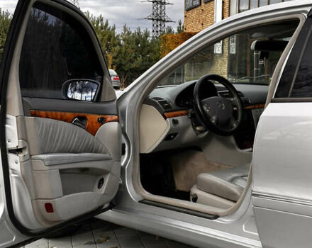 Серый Мерседес Е-Класс, объемом двигателя 2.2 л и пробегом 360 тыс. км за 5450 $, фото 27 на Automoto.ua