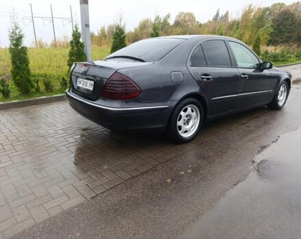 Сірий Мерседес Е-Клас, об'ємом двигуна 2.7 л та пробігом 350 тис. км за 5800 $, фото 3 на Automoto.ua
