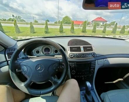 Сірий Мерседес Е-Клас, об'ємом двигуна 2.7 л та пробігом 310 тис. км за 6800 $, фото 14 на Automoto.ua