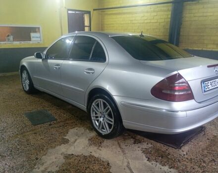 Сірий Мерседес Е-Клас, об'ємом двигуна 2.1 л та пробігом 324 тис. км за 5300 $, фото 3 на Automoto.ua