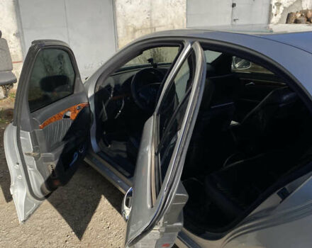 Мерседес Е-Клас 2002 у Тернополі на Automoto.ua Сірий Мерседес Е-Клас, об'ємом двигуна 2.6 л та пробігом 353 тис. км за 5450 $, фото 8 на Automoto.ua